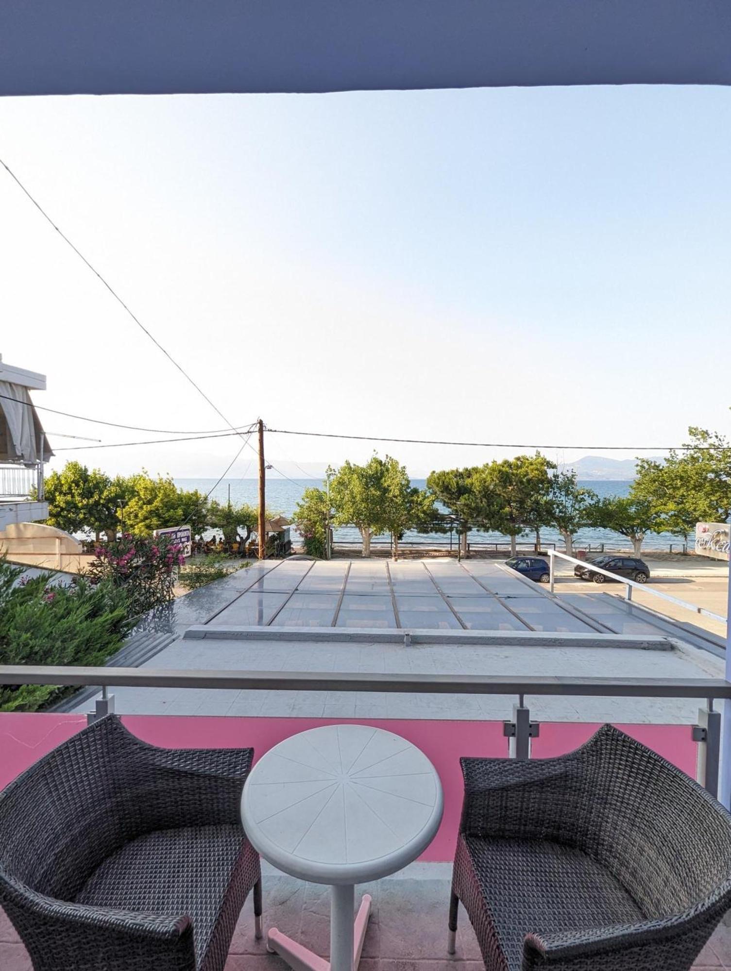 Okeania Seafront Rooms In Kamena Vourla Luaran gambar