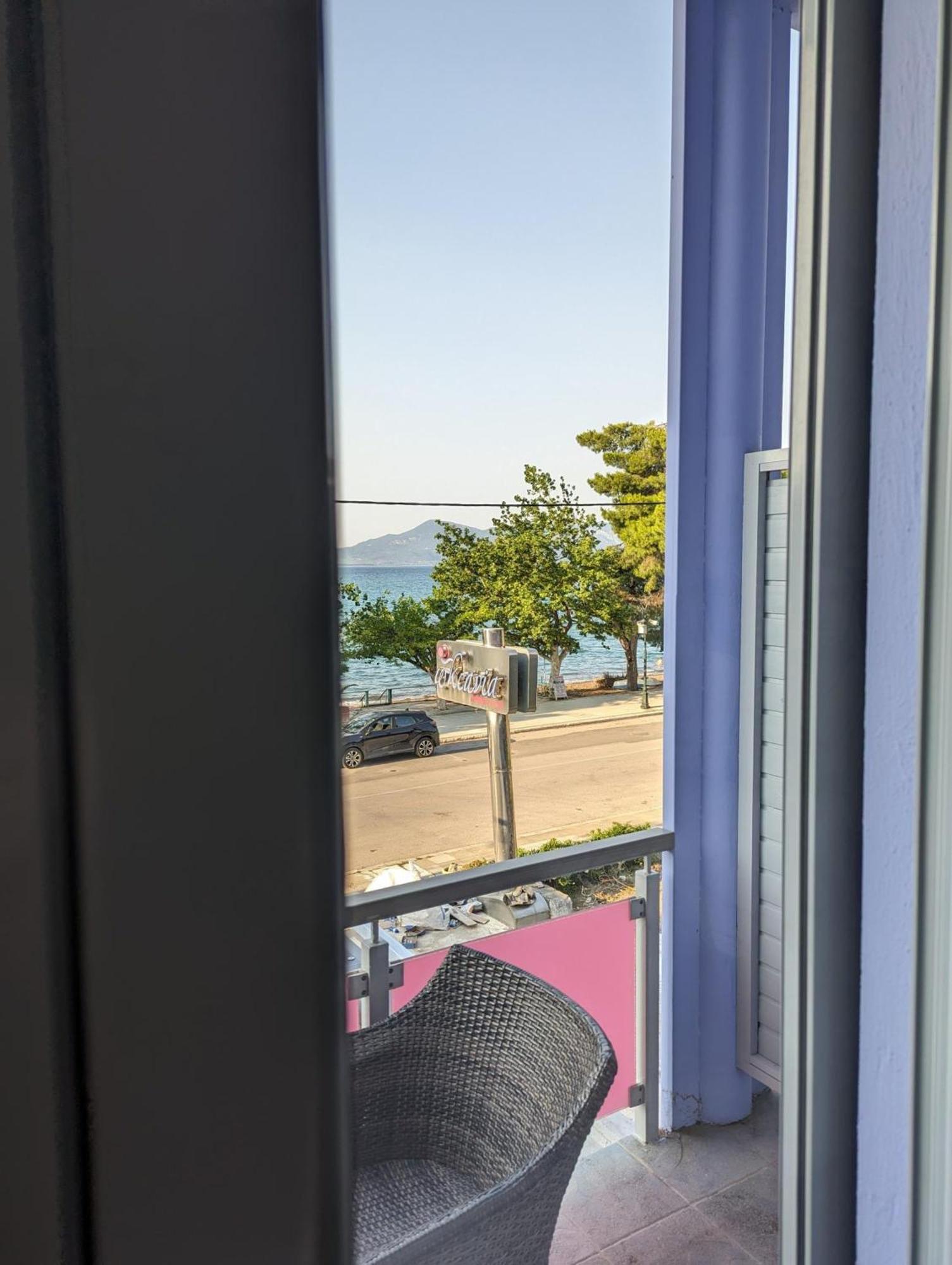 Okeania Seafront Rooms In Kamena Vourla Luaran gambar