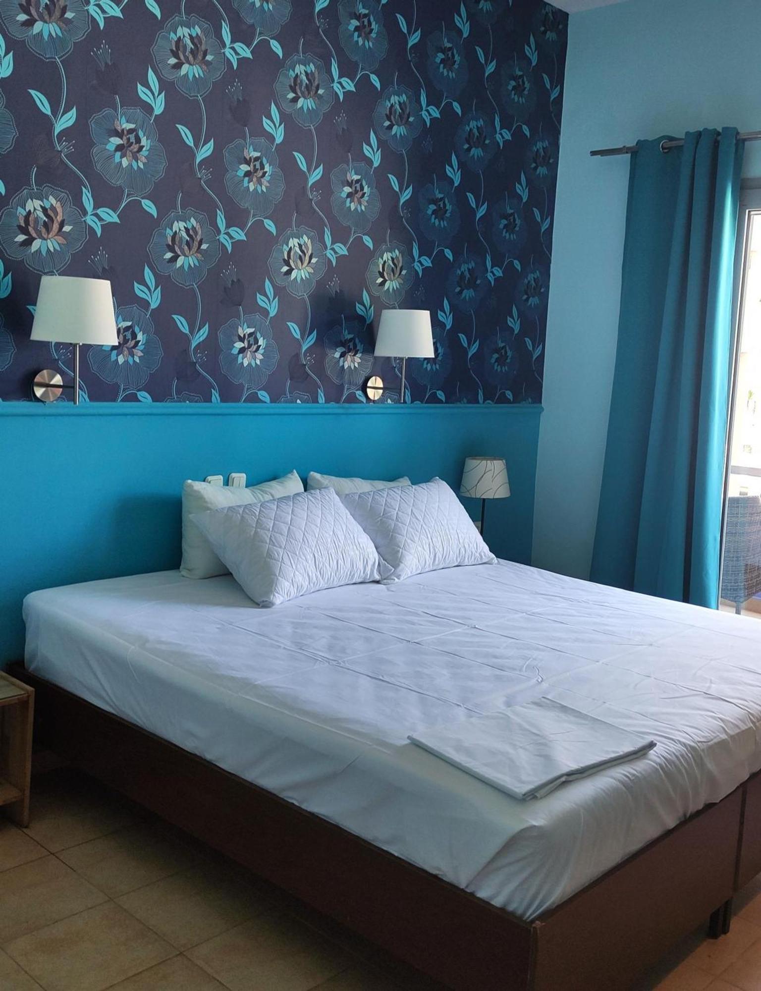 Okeania Seafront Rooms In Kamena Vourla Luaran gambar