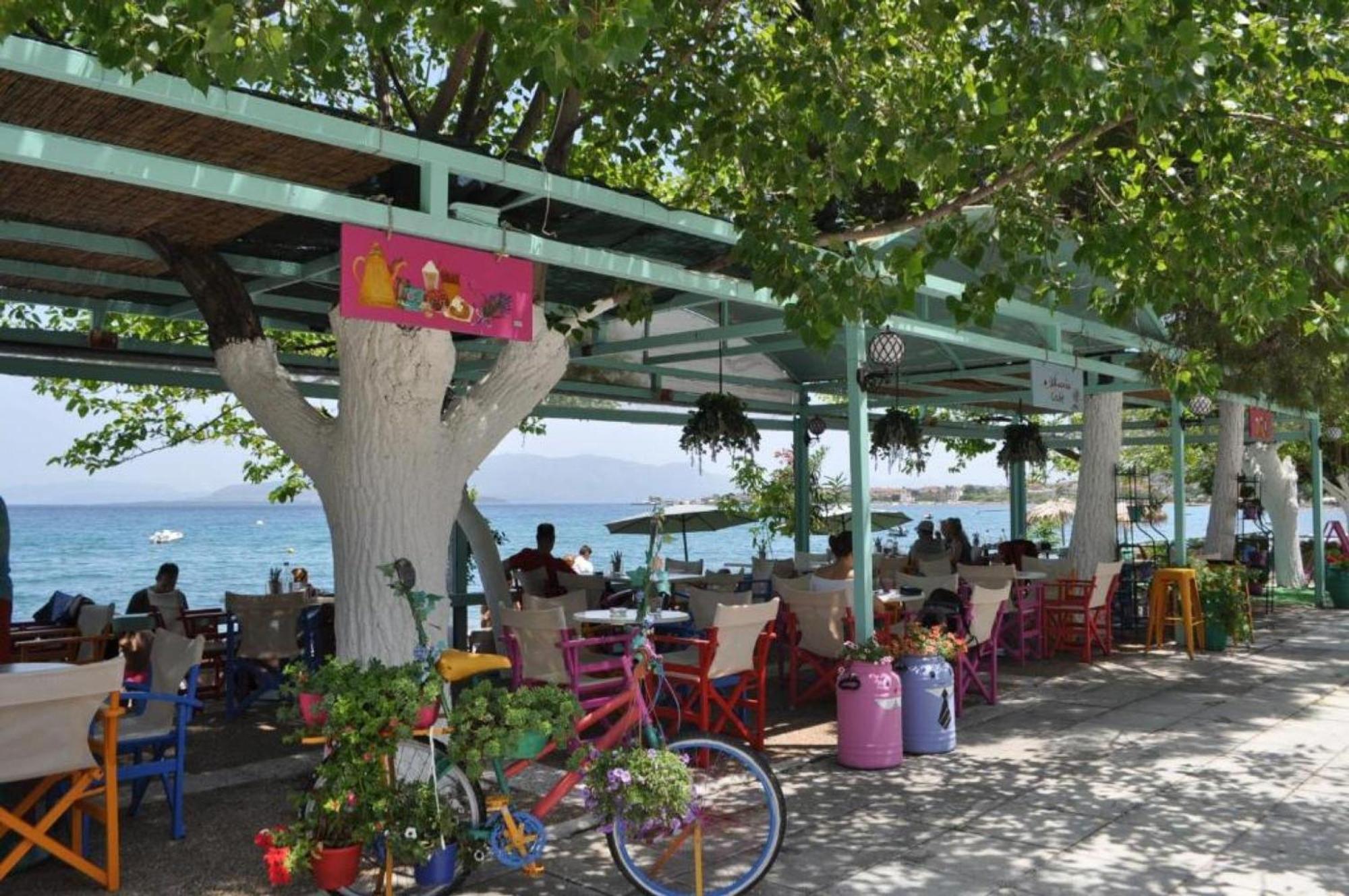 Okeania Seafront Rooms In Kamena Vourla Luaran gambar